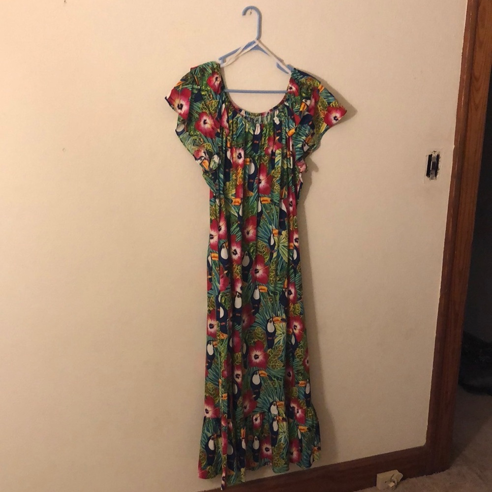 HILO HATTIE VINTAGE 70s/ hawaiian maxi dress (E)